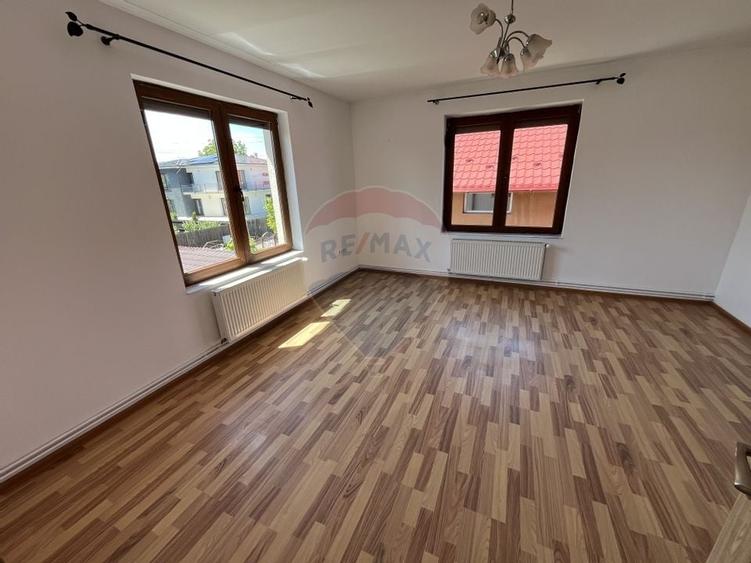 Casă cu 6 camere de vânzare în Pitești - 17