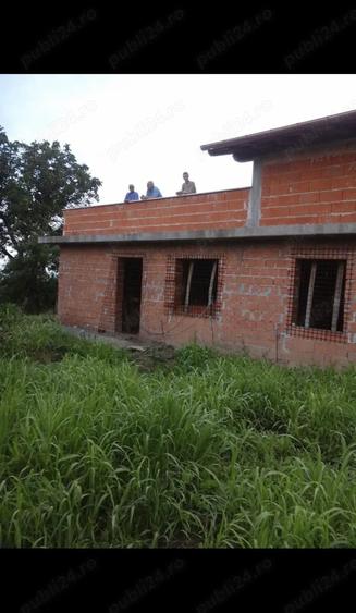 Casa ?i teren de vanzare - 5