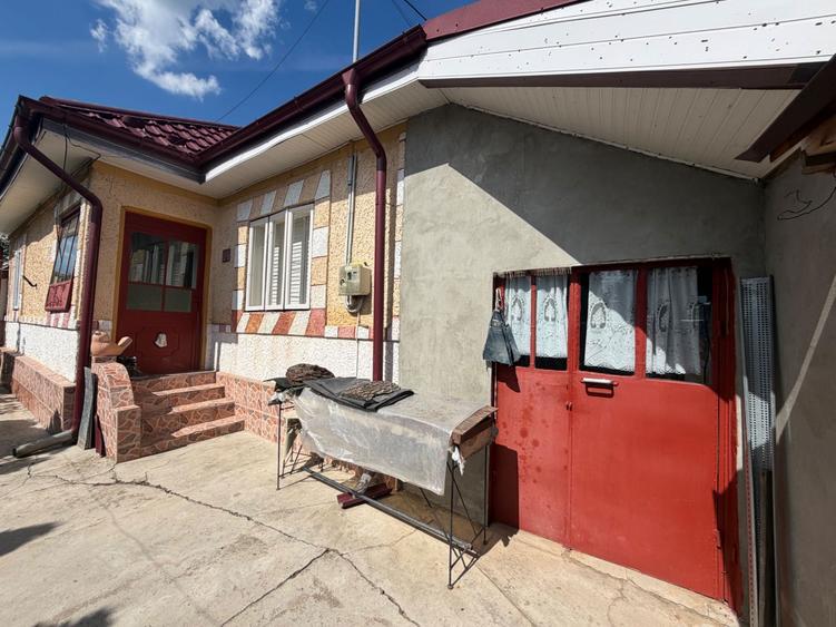 Casa modesta de vanzare - 3