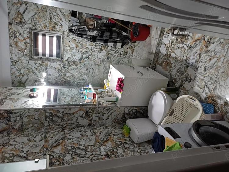 De Vinzare Apartament 3 Camere Confort 1 Decomandat - 2