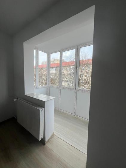 Apartament 4 camere,Dacia,et.3 - 3