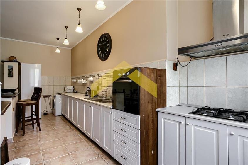 Casa de vanzare in centrul orasului Oradea - 3