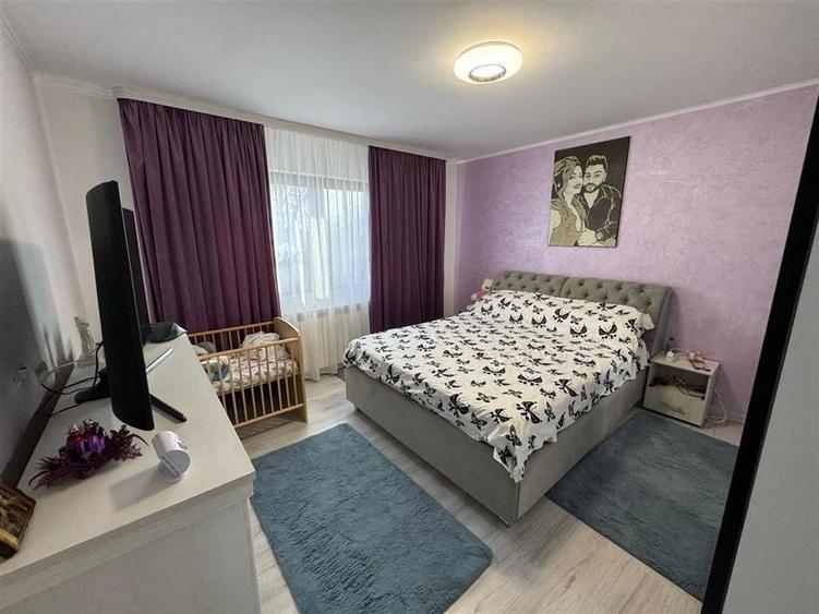 Casa de vanzare , mobilata si utilata complet, constructie noua - 16