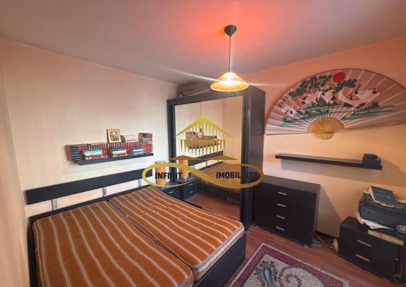 Apartament cu 3 camere de vanzare Bacau - 1