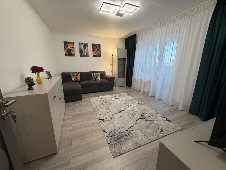 Proprietar INCHIRIEZ APARTAMENT 2 CAMERE prima inchiriere - 12
