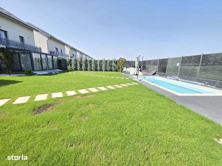 Casă cu 4 camere cu Teren 1200 Mp în Central