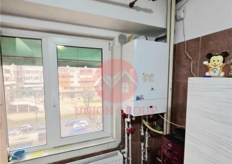 Apartament 3 Camere, Decomandat, zona Casa de Cultura - 2