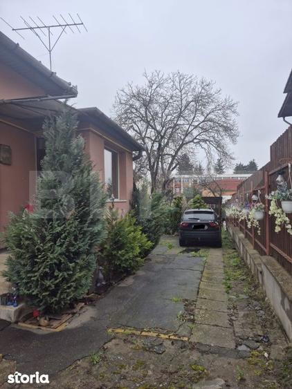 Casa renovata de vanzare in zona centrala, 400 mp teren - 1