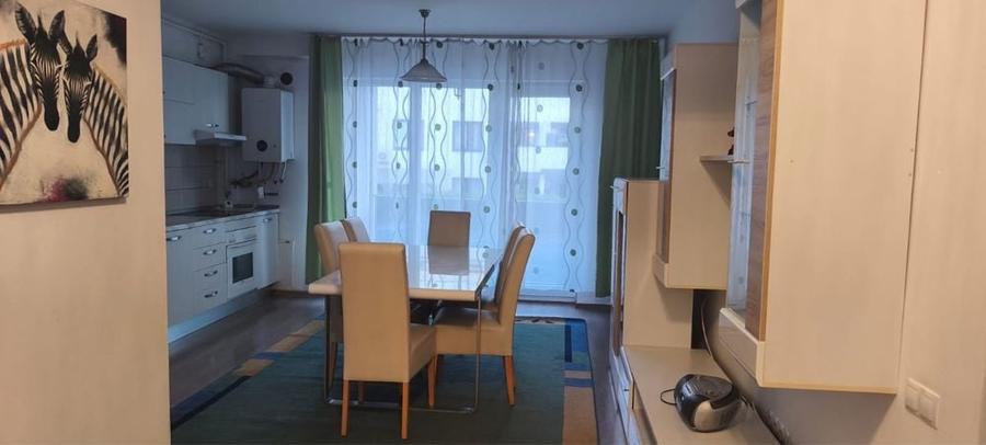 Apartament cu 3 camere în Central