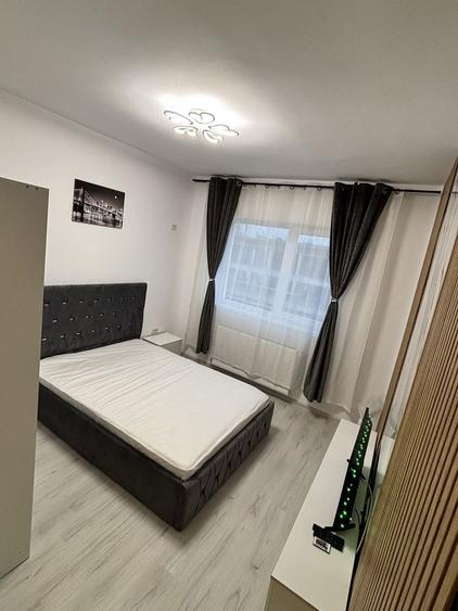 Inchiriez garsoniera Militari Residence + loc de parcare - 3