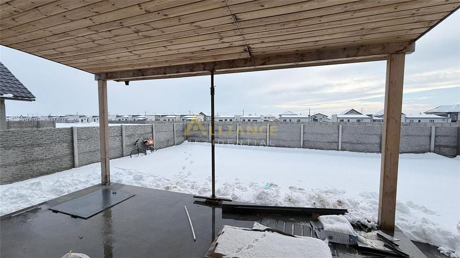 Casa Individuala - 3 camere - 2 bai - 371 mp teren - 15