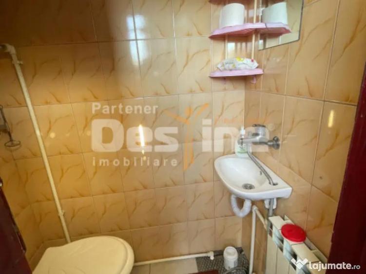 Casa cu 3 camere, garaj ?i curte spa?ioasa zona Giul - 8