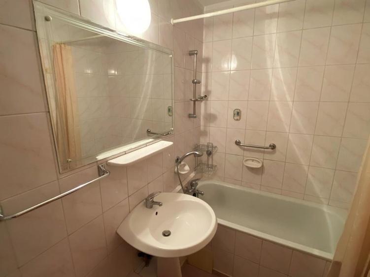 Garsoniera Timpuri Noi, stradal, 5 minute de metrou, mobilata si utilata complet - 14