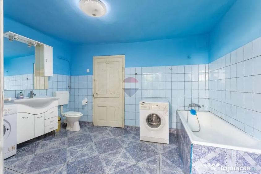 Casă cu 4 camere cu Teren 1000 Mp în Pârneava