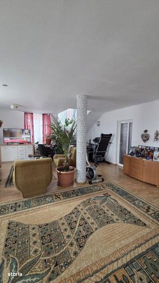 Casa cu mansarda Zona Aquastar, str. Gorunului - 10