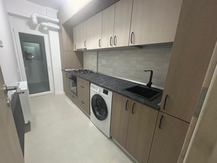 Garsoniera decomandata, metrou Berceni - 5