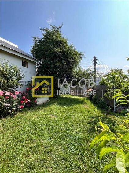 Casa cu 1690 mp teren, vie pe rod, comuna Sarata, jud. Bacau - 1