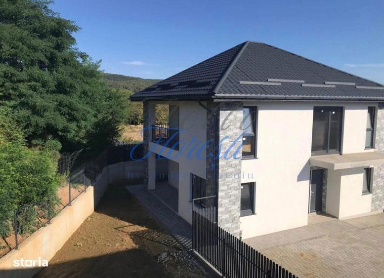 Casa individuala 130mp utili, 30mp terase, 400mp teren, 3 parcari, 4 c - 1