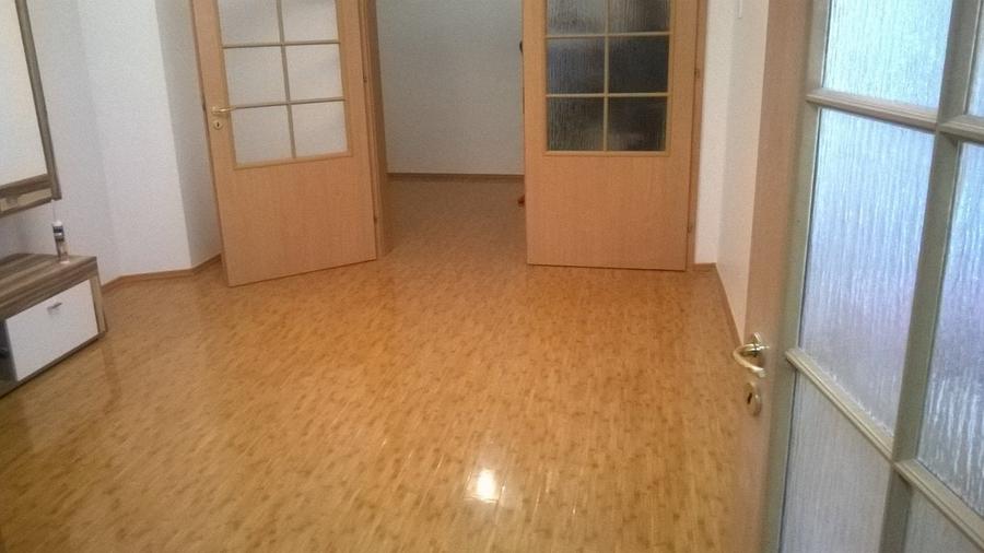 ,3 cam in vila,2 intrari,parter,PARCARE 2 -3 AUTOTURISME, - 16