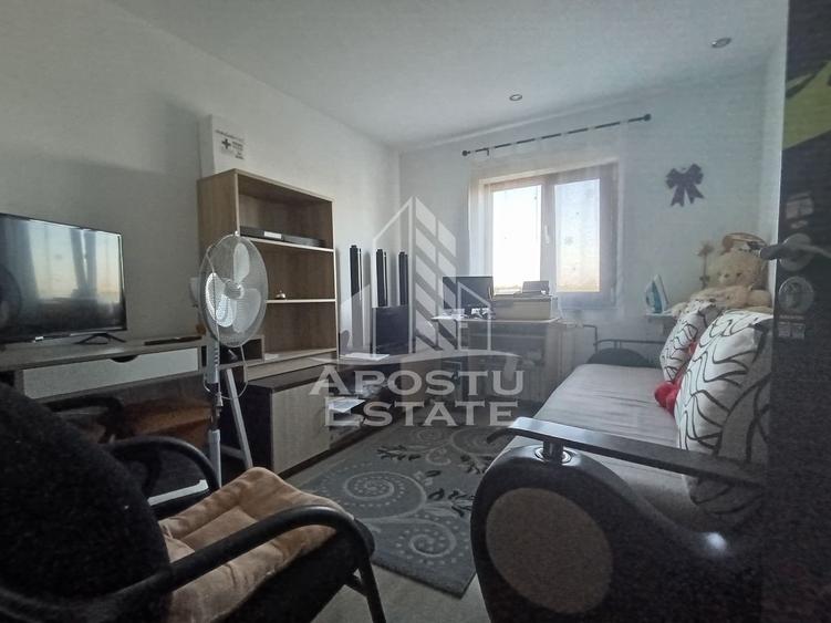 Apartament 4 camere, decomandat, 3 dormitoare, 2 bai, zona Fratelia. - 7