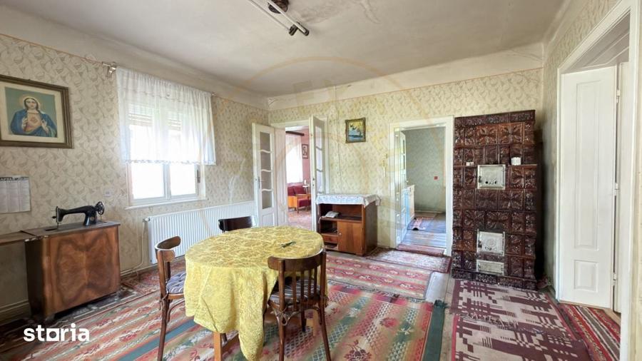 Casa 4 camere, Teren 1955 mp Str. Vezendiului Nr. 366 - Loc. Petresti, - 7