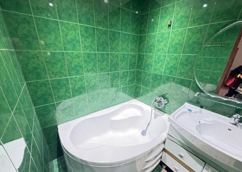 Apartament de vanzare in zona Bartolomeu - 3