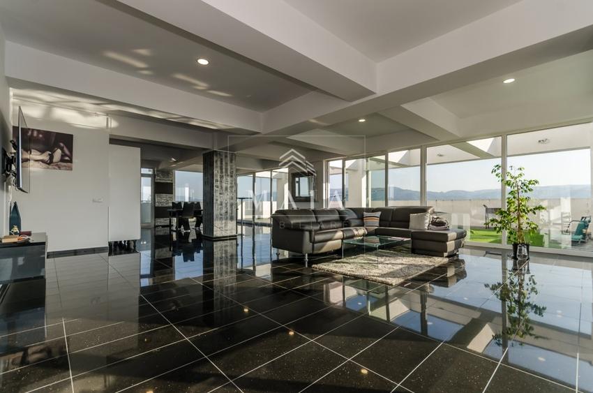 Penthouse 244 mp, et 17 , 3 camere, Prelungirea Bld Mihai Viteazu - 1