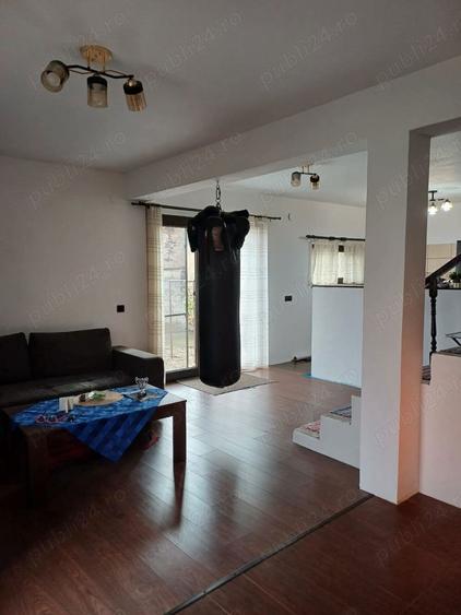 Casa noua de vanzare in oras langa Stadion - 8