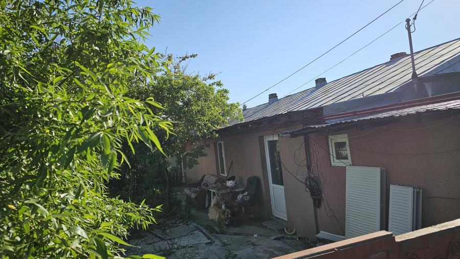 Popești Leordeni, casă demolabila/renovabila 3cam, singur curte 203mp - 4