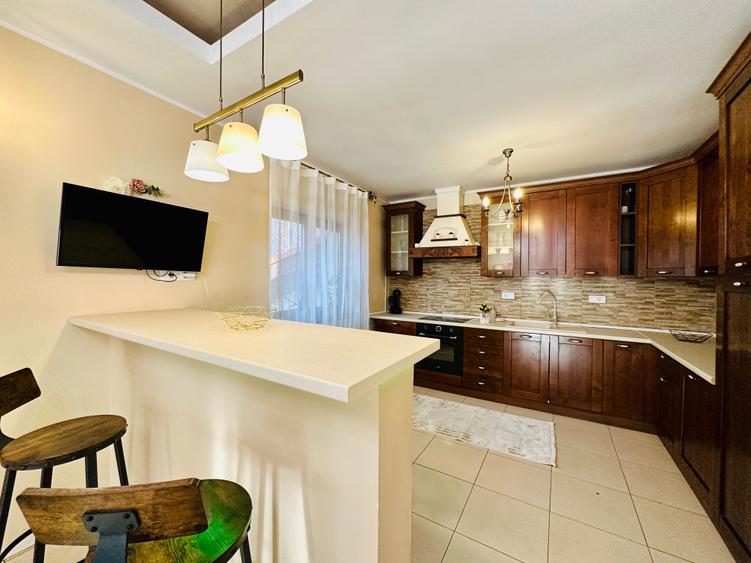 Vilă | 7 Camere |  Ds+P+1E+M | Teren 1346mp | Ieșire la Lac | Comuna Berceni - 16