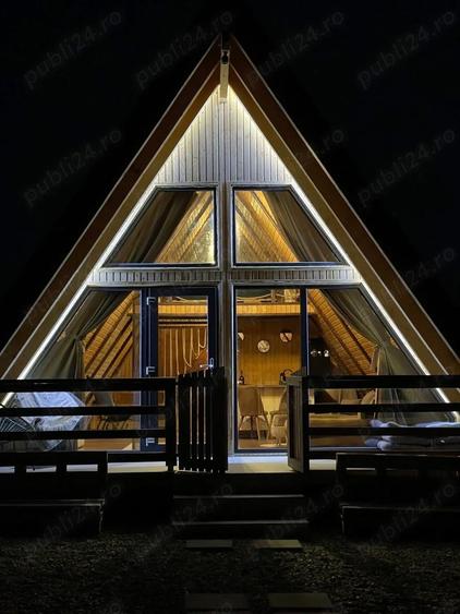 Casa A-Frame, de locuit sau afacere la cheie, teren 7000 mp, 3 stele autorizata - 2