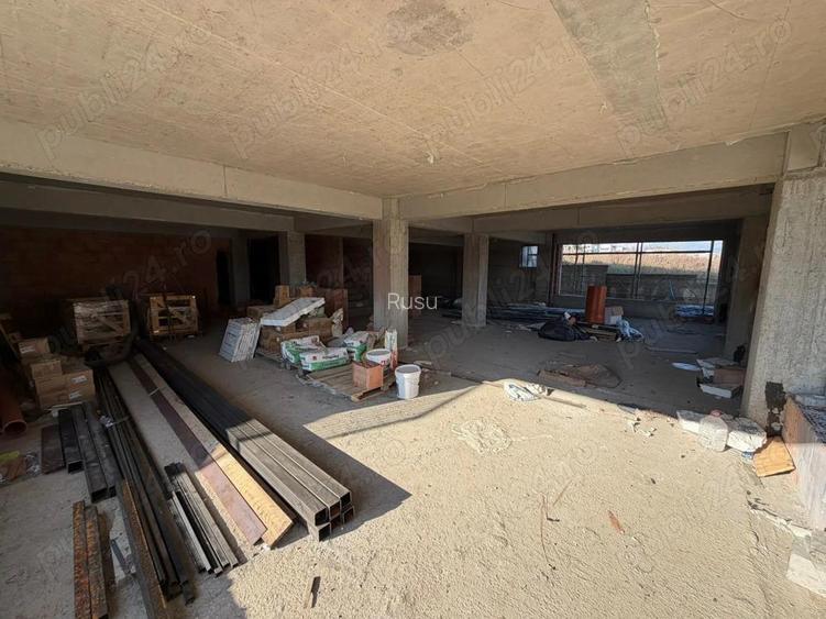 Spatiu Comercial De Vanzare sau De Inchiriat . Pacurari - Rediu Lac . Direct Dezvoltator