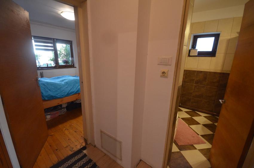 Apartament 3 camere - Decebal - Calea Calarasilor - centrala proprie - 23