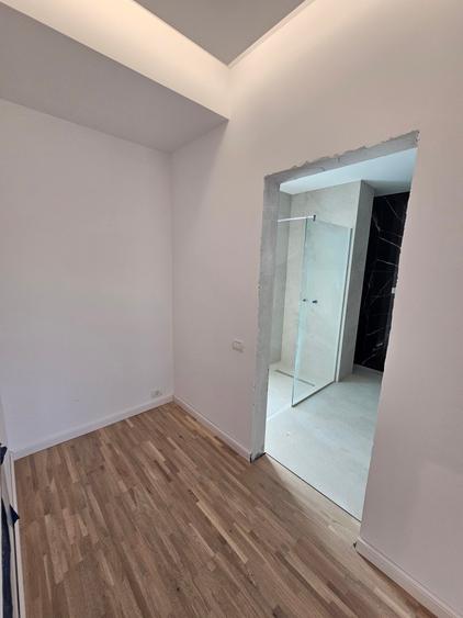 Casă individuală cu 4 camere cu Teren 500 Mp în Tunari