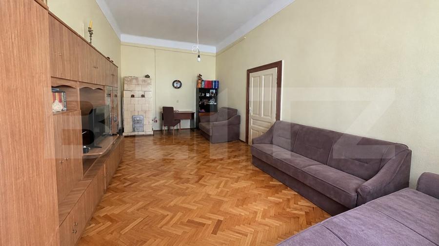 Apartament cu 2 camere semidecomandat, mobilat în Ultracentral