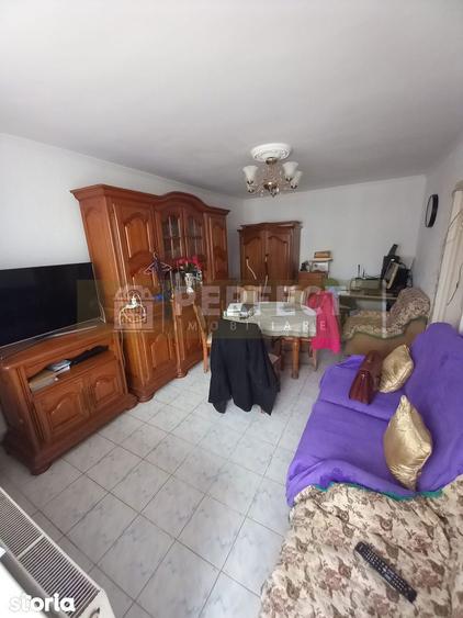 Ap.2 camere ULTRACENTRAL decomandat et.3 pret 72000euro - 3