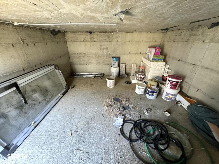 Casă cu 4 camere în Tomești