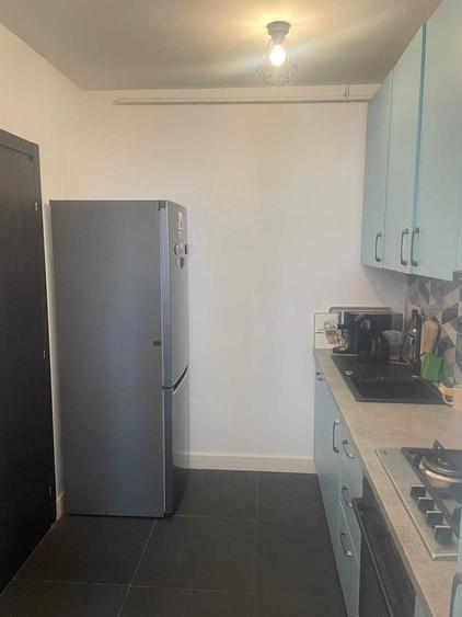 Apartament cu 3 camere decomandat în Aviației