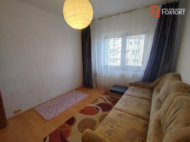 Apartament cu 3 camere decomandat, mobilat în Freidorf