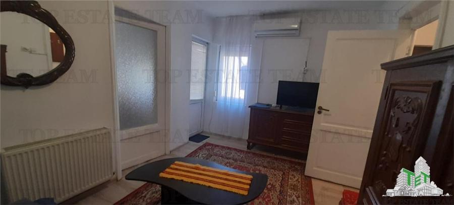 Apartament cu 2 camere nedecomandat în Mărășești