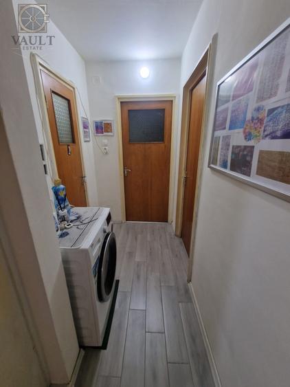 Apartament cu 3 camere decomandat, mobilat în Drumul Taberei