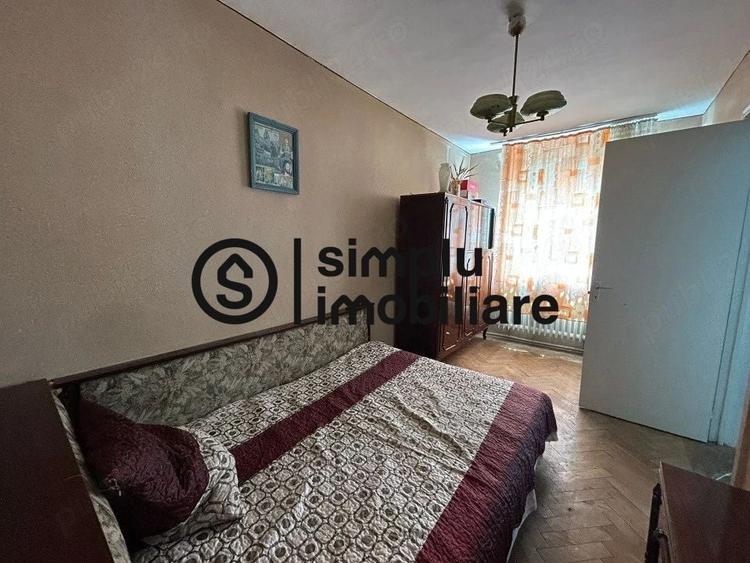 Apartament cu 2 camere semidecomandat, mobilat în Craiovița Nouă