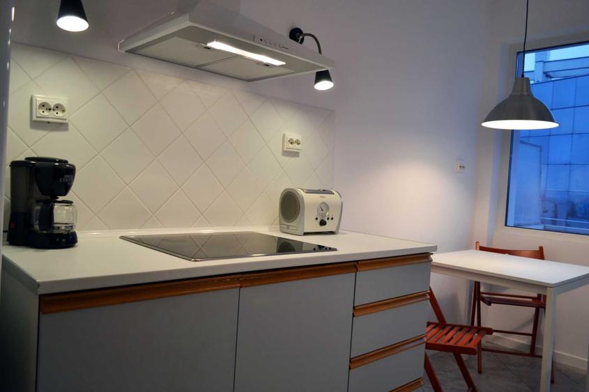 inchiriez apartament 3 camere ultracentral - 4