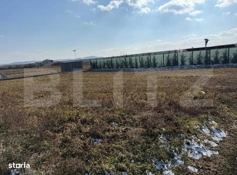 Teren intravilan, 900 mp, zona Luna - Luncani - 3