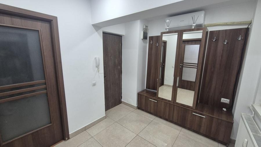 Apartament cu 3 camere decomandat în Pantelimon