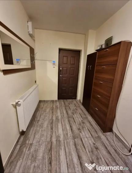 Casă cu 7 camere în Central