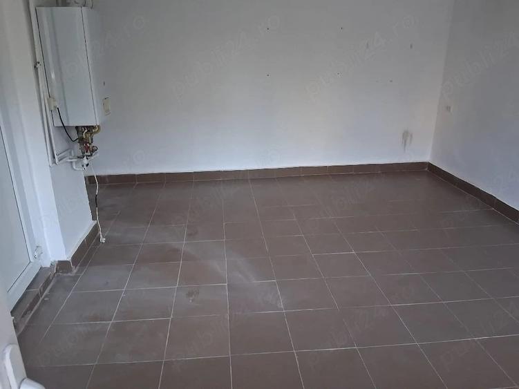 Spatiu comercial birou - Andronache - 6