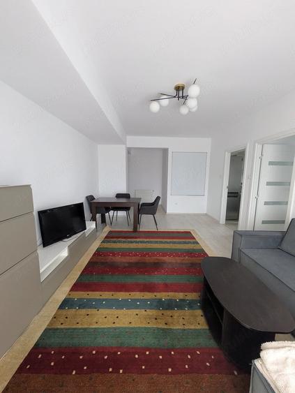 Apartament cu 2 camere semidecomandat în Bună Ziua
