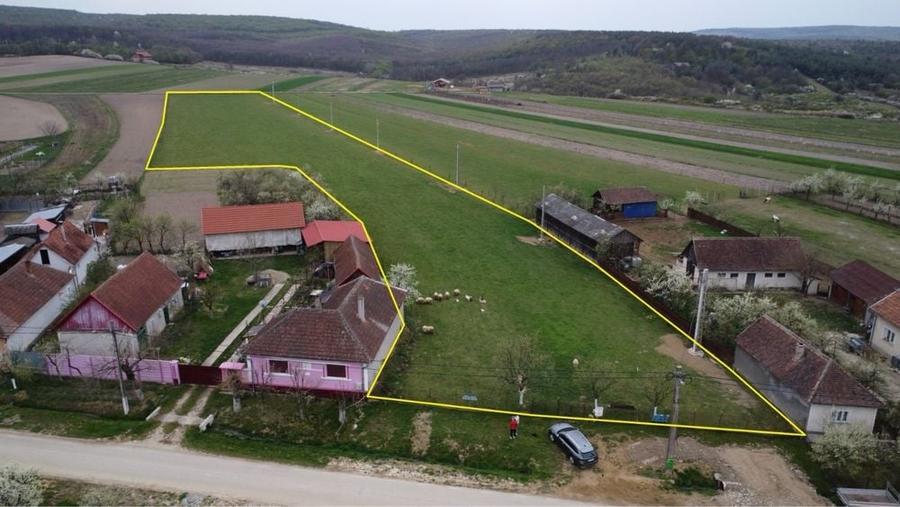 Teren de 500 mp, în Felcheriu