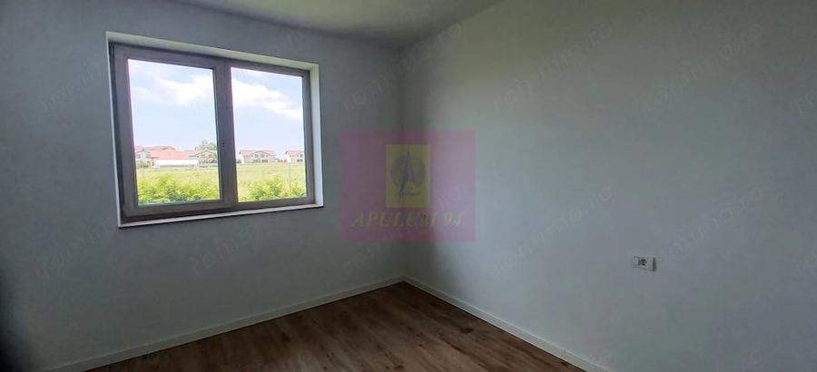 Casă cu 4 camere cu Teren 514 Mp în Gulia